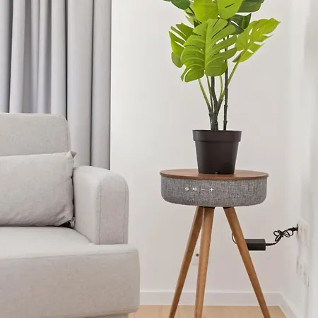 Huswell - Renovated In The Heart Of Appartement *