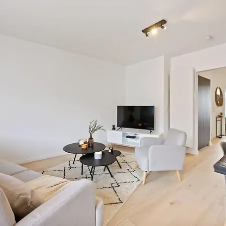 Huswell - Renovated In The Heart Of Apartment Ostend
