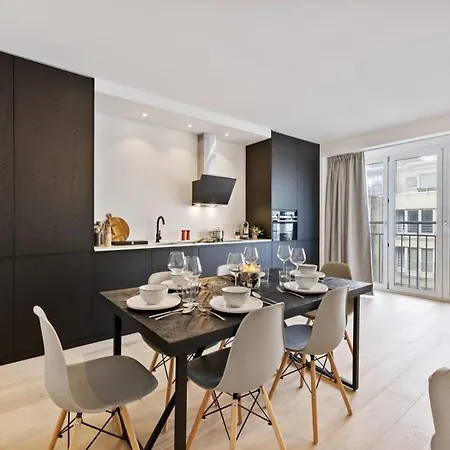 Huswell - Renovated In The Heart Of Apartment Ostend