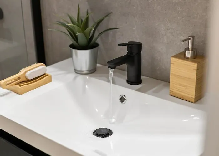 Huswell - Renovated In The Heart Of Oostende